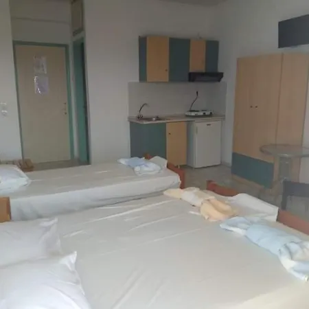 Benjamin's Apartahotel 3*